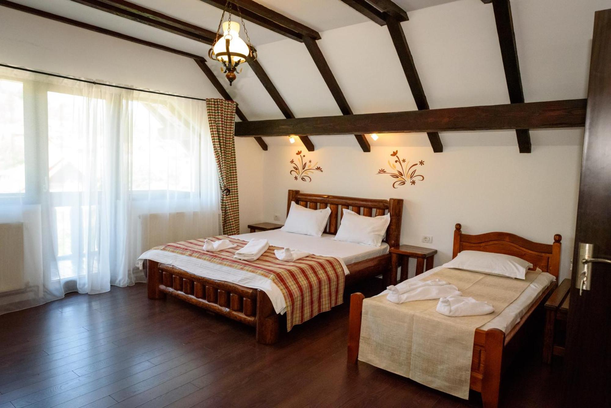 Bradutul De La Munte Villa Bran  Buitenkant foto