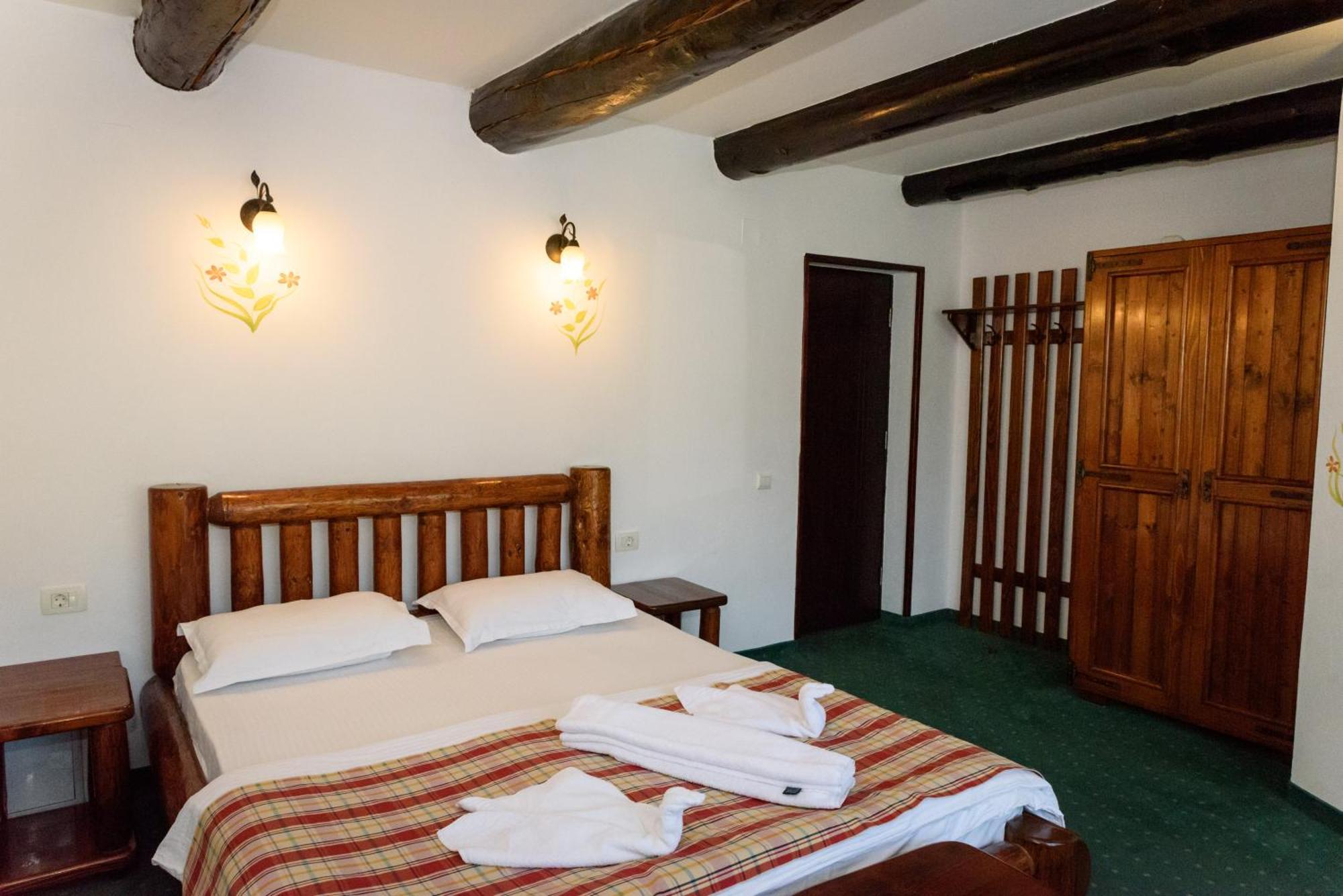Bradutul De La Munte Villa Bran  Buitenkant foto